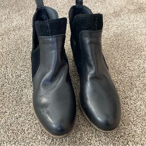 Lucky Brand Boots Womens Sz 8 Belgon Ankle Bootie Black Leather Slip On